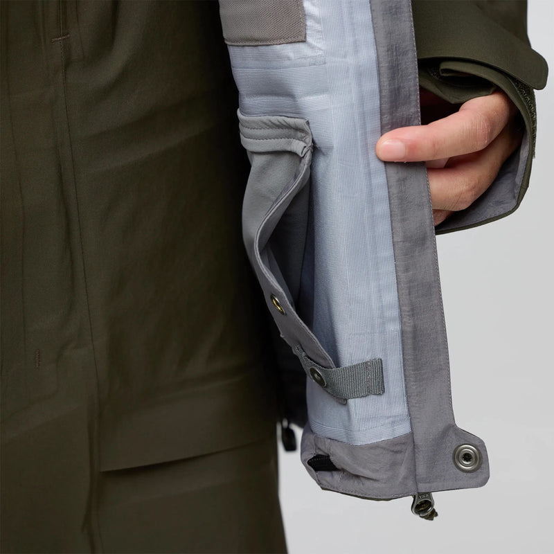 Fjallraven Bergtagen GTX Touring Jacket Deep Forest - My Fox Bag