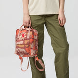 Fjallraven Kanken Graphics Mini Chalk Rose / Hidden Animals
